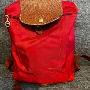 Red longchamp original backpack (with the longchamp card)